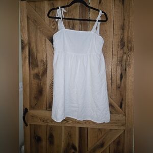 SHEIN Elegant White Top